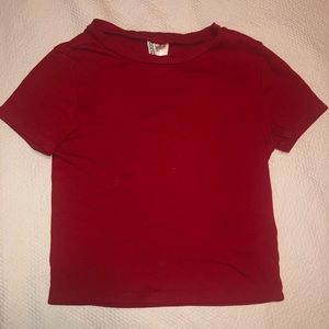 Basic cropped red T-shirt
